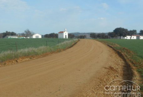 Caminos de Peraleda del Zaucejo experimenta obras de mejoras 