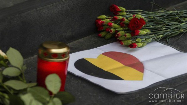 Rechazo a los atentados de Bruselas 