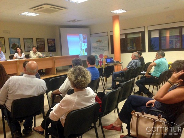 Reuniones sectoriales para validar la Estrategia de Desarrollo llevada a cabo por CEDER 