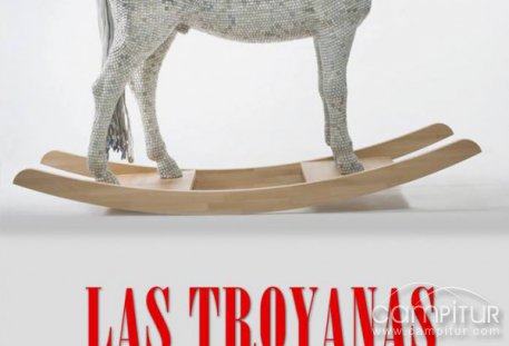 Noche de Teatro en Azuaga, “Las Troyanas”