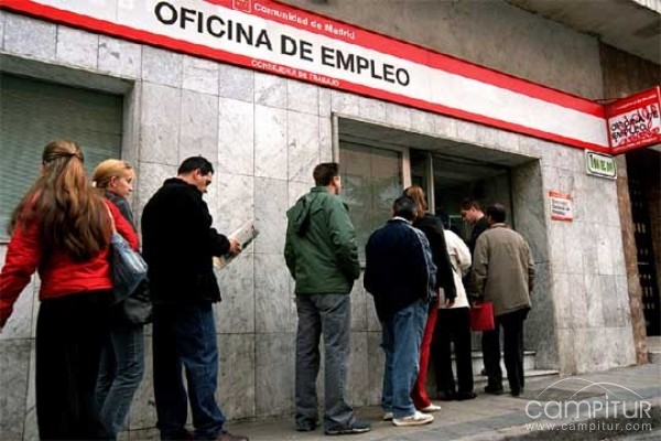 Septiembre nos deja con 5.375 parados más en Extremadura 