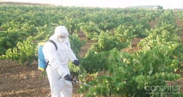 Curso gratuito de “Plaguicidas de Uso Agrícola Nivel Cualificado” 