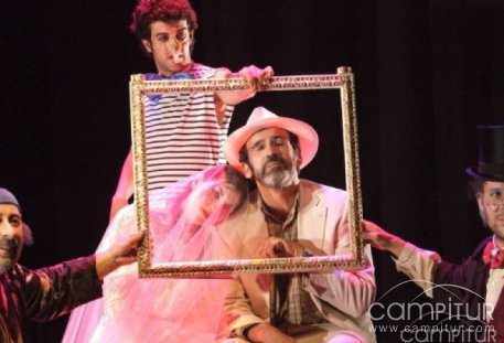 El Centro Cultural La Merced acoge “Mundos”, una obra de ternura y soledad 