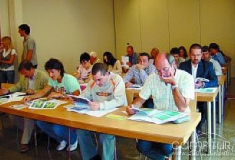 Azuaga contará con un Aula de la UNED para poder cursar carreras a distancia 