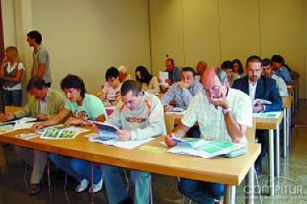 Azuaga contará con un Aula de la UNED para poder cursar carreras a distancia 