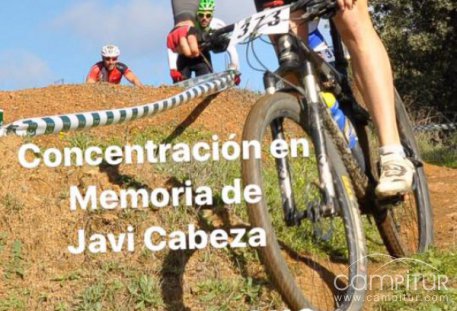 Concentración en Memoria de Javi Cabeza en Guadalcanal 