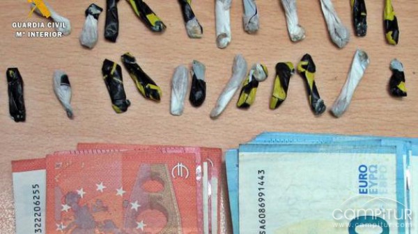 Detenido en Llerena un hombre cuando trataba de deshacerse de la droga que llevaba 