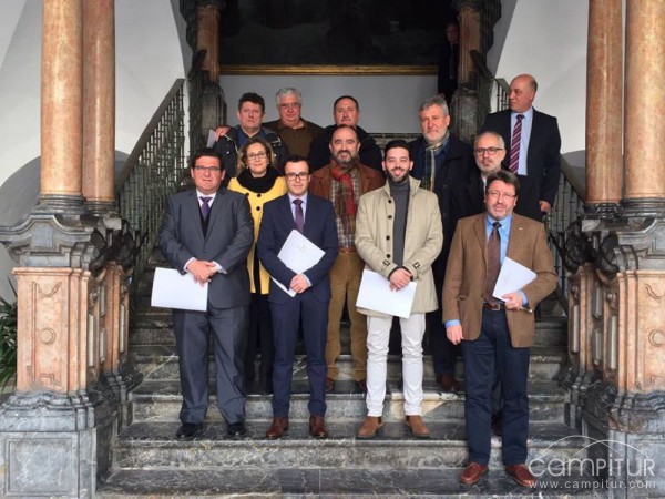 La Mesa de Trabajo por la conversión de la N-432 en autovía pide reunirse con el Ministerio de Fomento