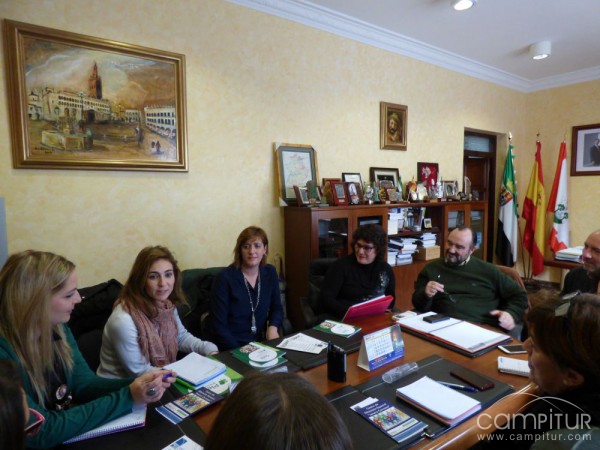 Llerena y localidades de la Sierra Norte solicitan la firma de un convenio de colaboración entre sus gobiernos 