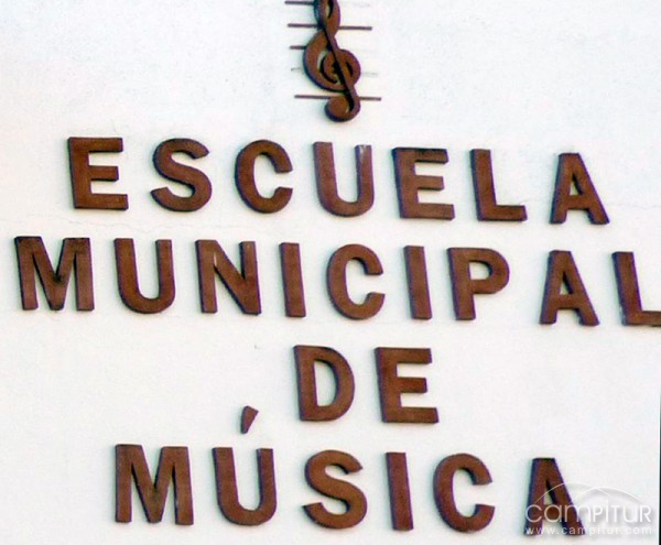 Abierto el plazo de inscripción para la Escuela Municipal de Música en Llerena 