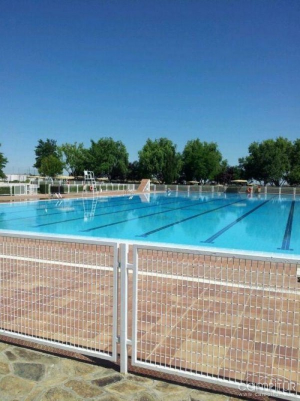 5 Socorristas para la Piscina Municipal de Llerena 