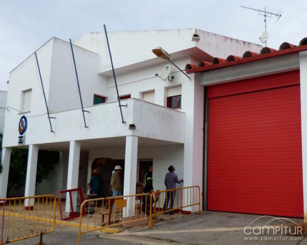 Los bomberos se Llerena se trasladan al Parque de Bomberos de Azuaga 