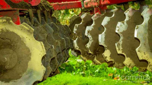 Curso de Manejo y Mantenimiento de Maquinaria Agrícola en Trasierra 