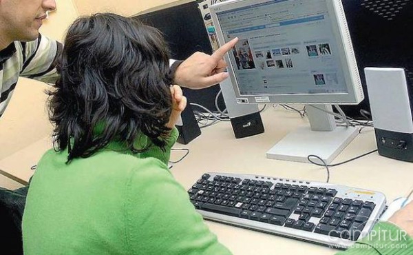 Plan de Alfabetización Tecnológica en Azuaga 