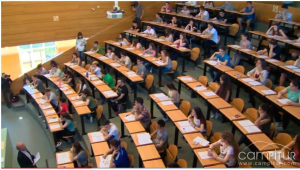 La filtración de exámenes provoca que más de 3.000 alumnos tengan que repetir Selectividad 