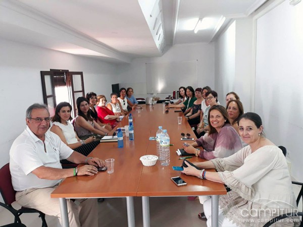 La AECC amplía sus servicios en Azuaga, Zafra y Jerez de los Caballeros 