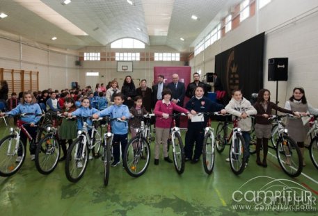 Entregados los premios Vivir el Parlamento en Llerena 