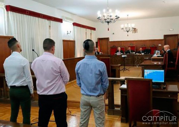 Tres años y medio de cárcel por atracar tres veces a un anciano en Azuaga 