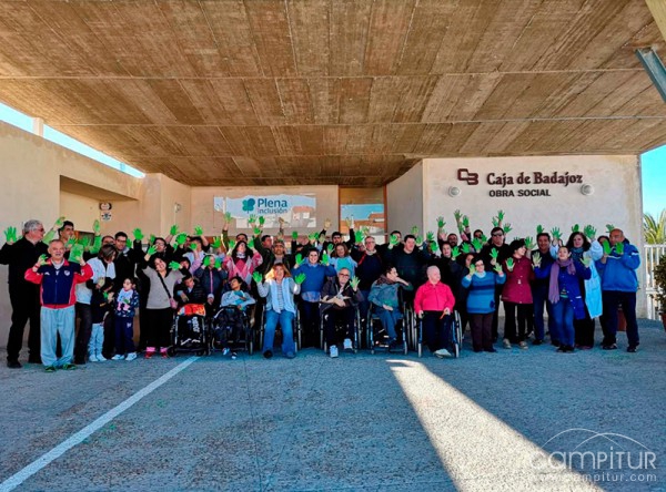 Azuaga conmemora el Día Mundial Contra el Cáncer 