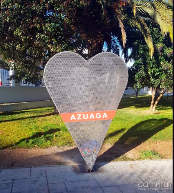 El Ayuntamiento de Azuaga instala un Corazón Solidario en la localidad 