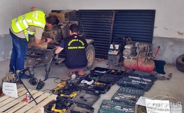 Tres vecinos de Azuaga detenidos por presuntos robos en fincas de la comarca 