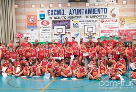 Clausurado el XX Campus de Baloncesto “Alberto Pérez” en Llerena 