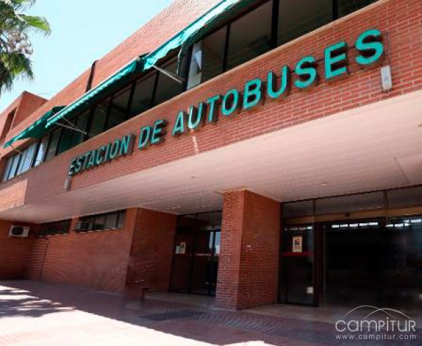 Más frecuencia de autobuses en los municipios extremeños 