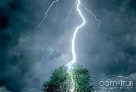 La Campiña Sur en alerta amarilla por lluvias y tormentas