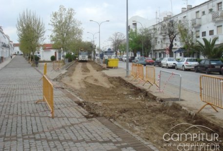 Obras de mejoras de la Avenida de la Estación en Azuaga 