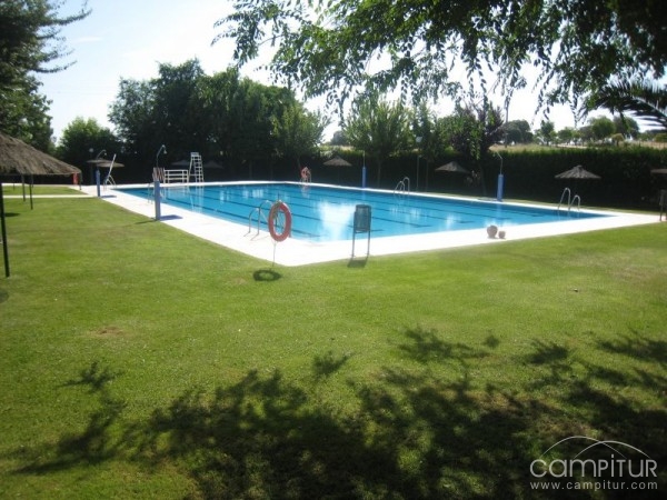 Apertura de la Piscina Municipal de Peraleda del Zaucejo 