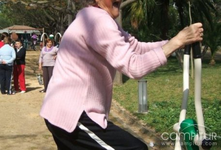 Inaugurados en Peraleda un gimnasio, 2 pistas de petaca y un parque geriátrico 